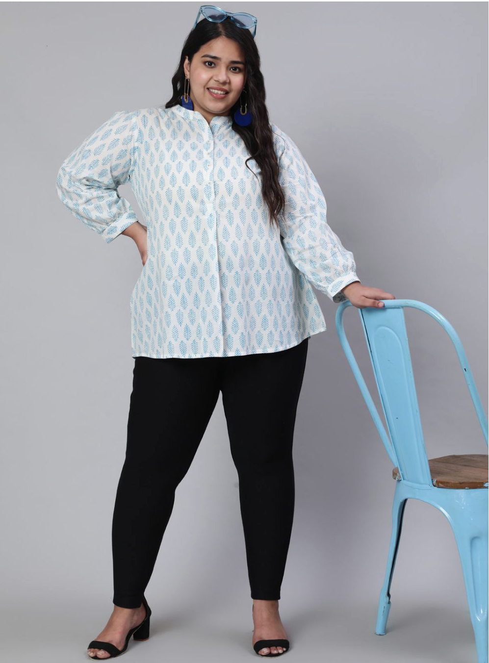 White & Turquoise Blue Plus Size Printed Pleated Top