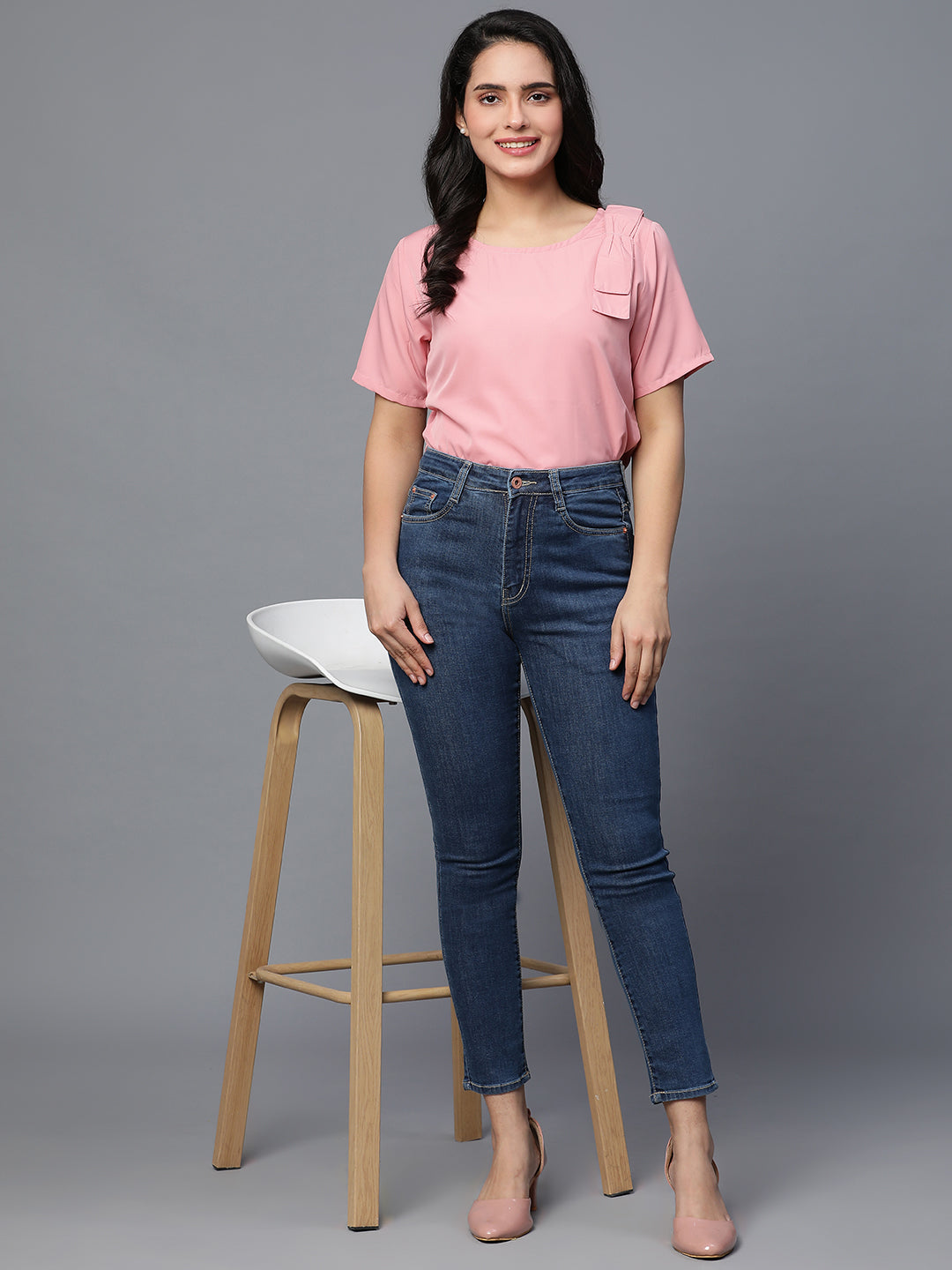 Crepe Top with bow Flap on shoulders